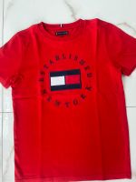 TOMMY HILFIGER TSHIRT ROT GR.164 Stickerei wie NEU!Sommer! Bayern - Neu Ulm Vorschau