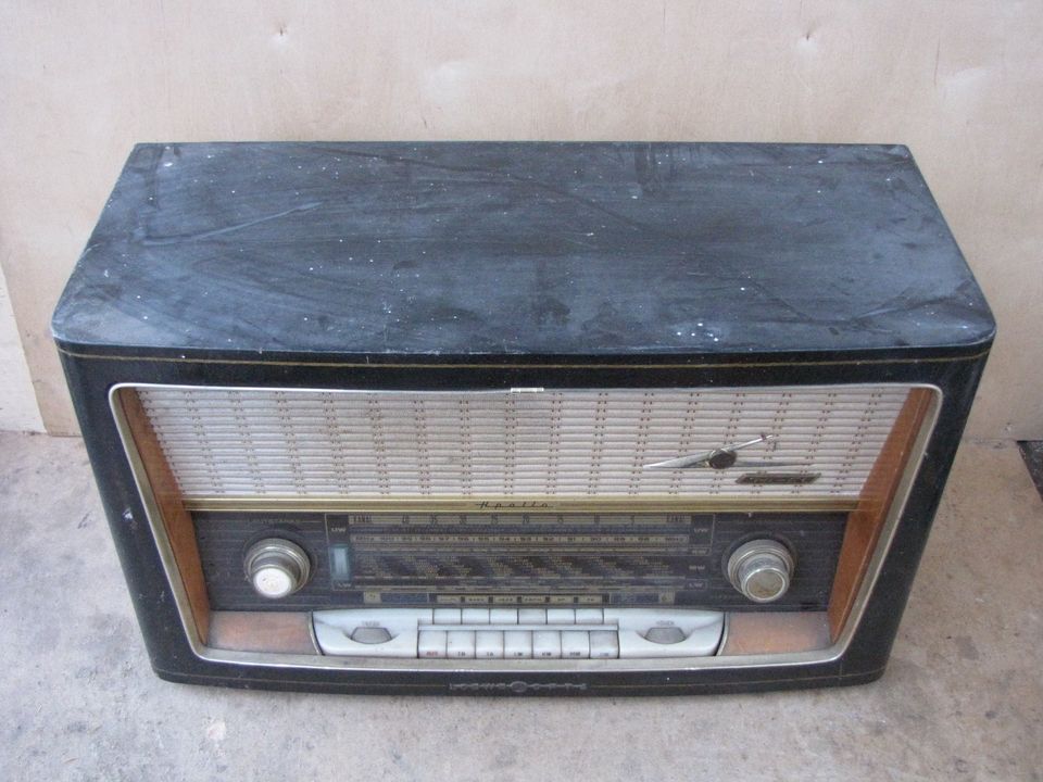 Röhrenradio Loewe-Opta Apollo HI-FI mit Klangregister_Typ-3761 in Kupferzell