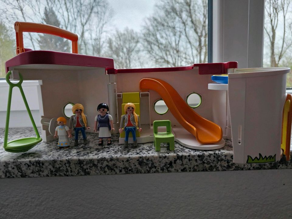 123 Playmobil Spielset "Mein mitnehm Kindergarten" in Memmingen