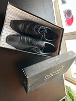 Bugatti Lederschuhe getragen aber gut 43 Bayern - Kolbermoor Vorschau