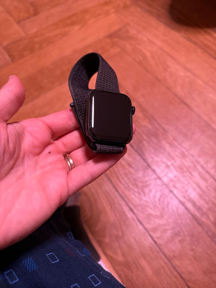 Apple Watch Series 4 in Braunschweig