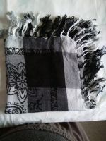 Schal Tuch schwarz weiß grau mit Blumen Sachsen - Dippoldiswalde Vorschau