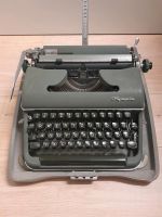 OLYMPIA Schreibmaschine altes Modell im Koffer Bayern - Feucht Vorschau
