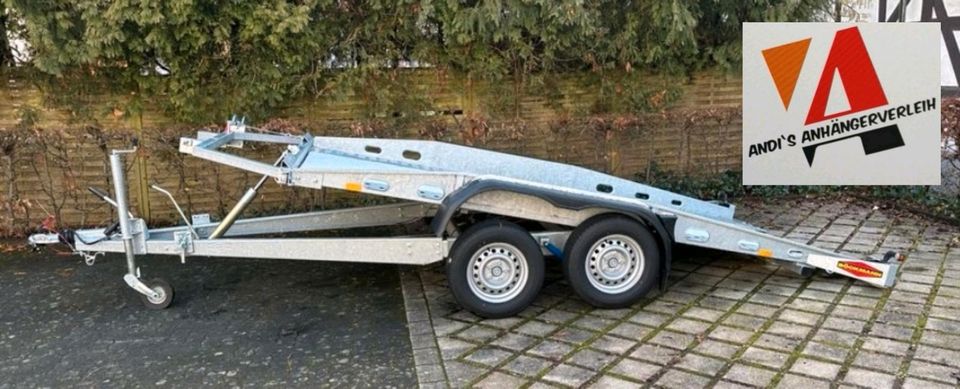 Auto Trailer Plattform Bau Tieflader Traktor Anhänger mieten in Illingen