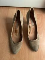 Pumps taupe Buffalo London Größe 40 Hessen - Hochheim am Main Vorschau