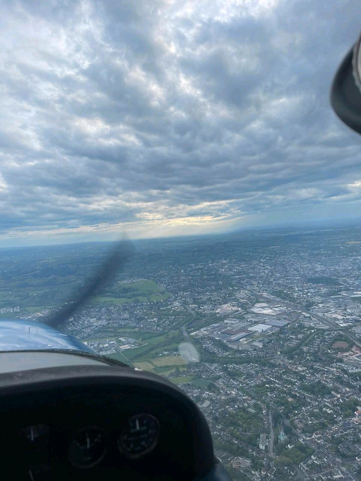 Rundflug über Aachen und Umgebung in Aachen