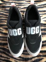 UGG-Sneakers Größe 39 / einmal getragen Baden-Württemberg - Reutlingen Vorschau