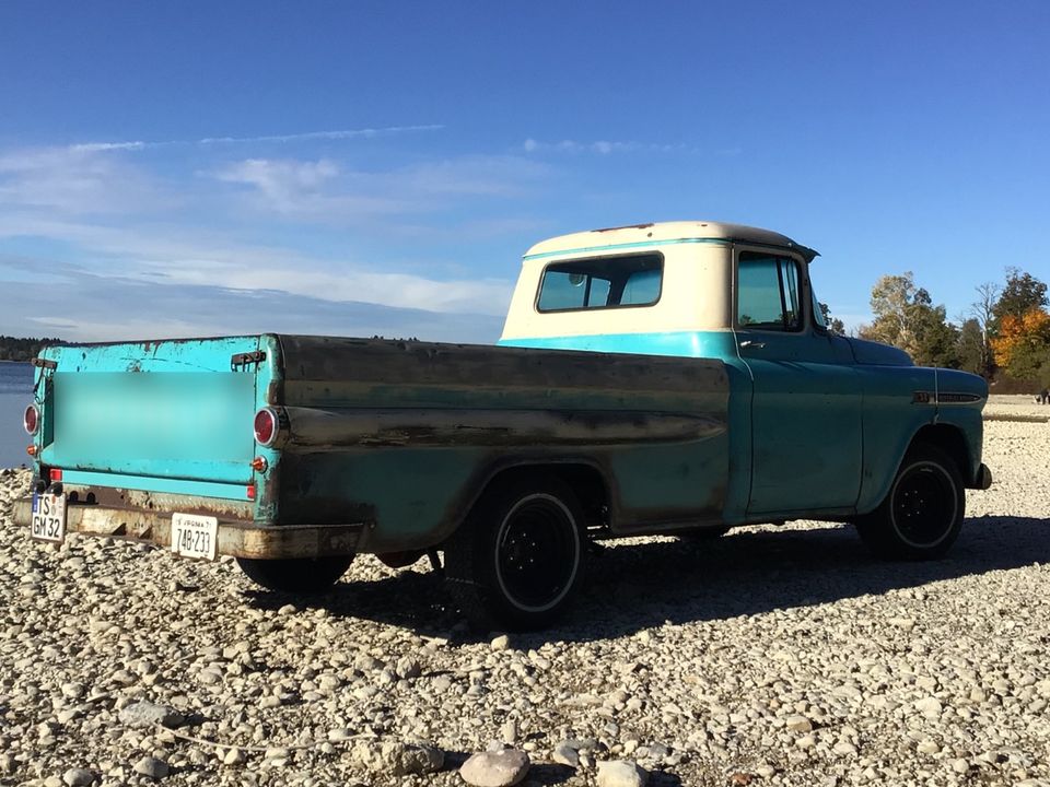 CHEVROLET APACHE PICK UP TRACK 1959 V8 in Übersee