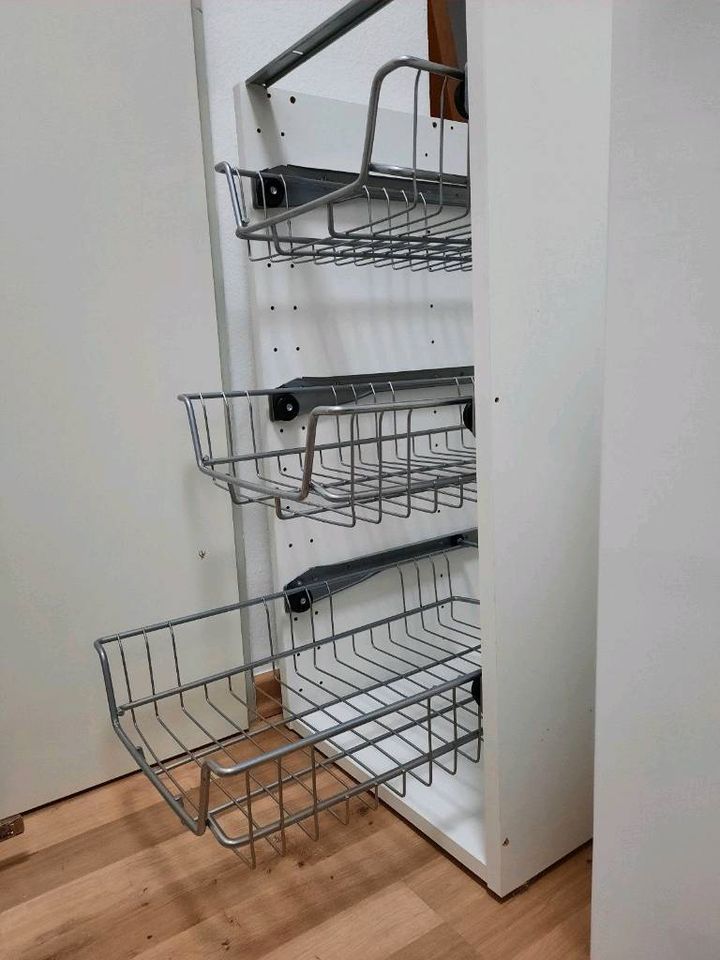 Ikea METOD Küchen Unterschr. ausziehb. Drahtkörben, weiß/Ringhult in Leipzig