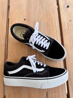 Vans Platform Old Skool Schuhe Gr. 40,5 Baden-Württemberg - Leonberg Vorschau