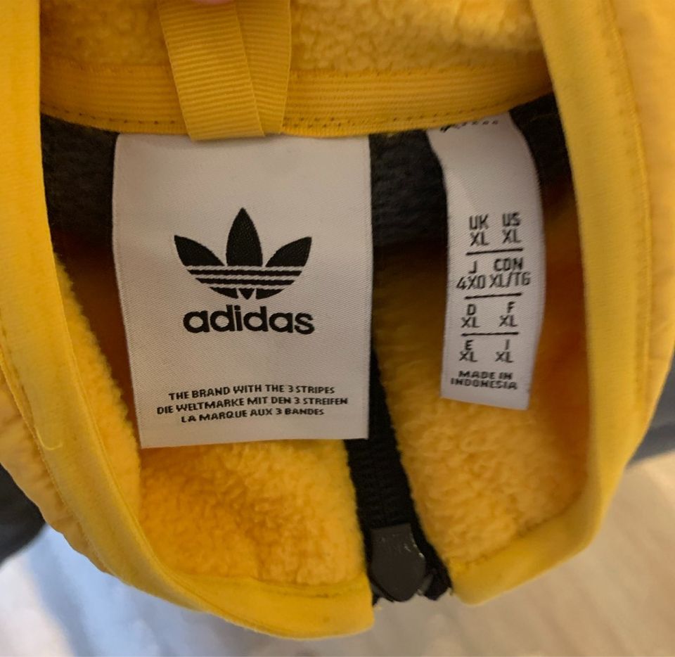 Adidas fleecepulli in Größe XL in Nusse