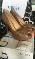 GUESS Pumps Taupe Glanz Gr 39 neuwertig für 50€ Baden-Württemberg - Hügelsheim Vorschau