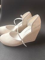 Calvin Klein  Schuhe Keilabsatz neu Sachsen-Anhalt - Südliches Anhalt Vorschau