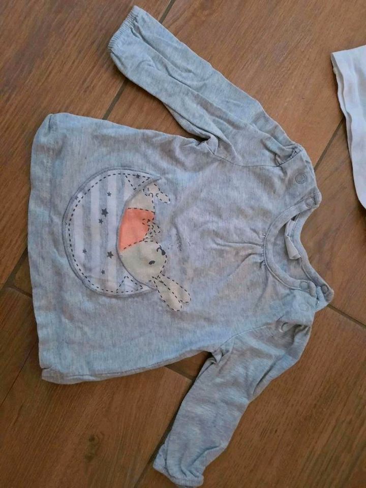 Pulli Langarm Shirt Mädchen 62 in Eggersdorf