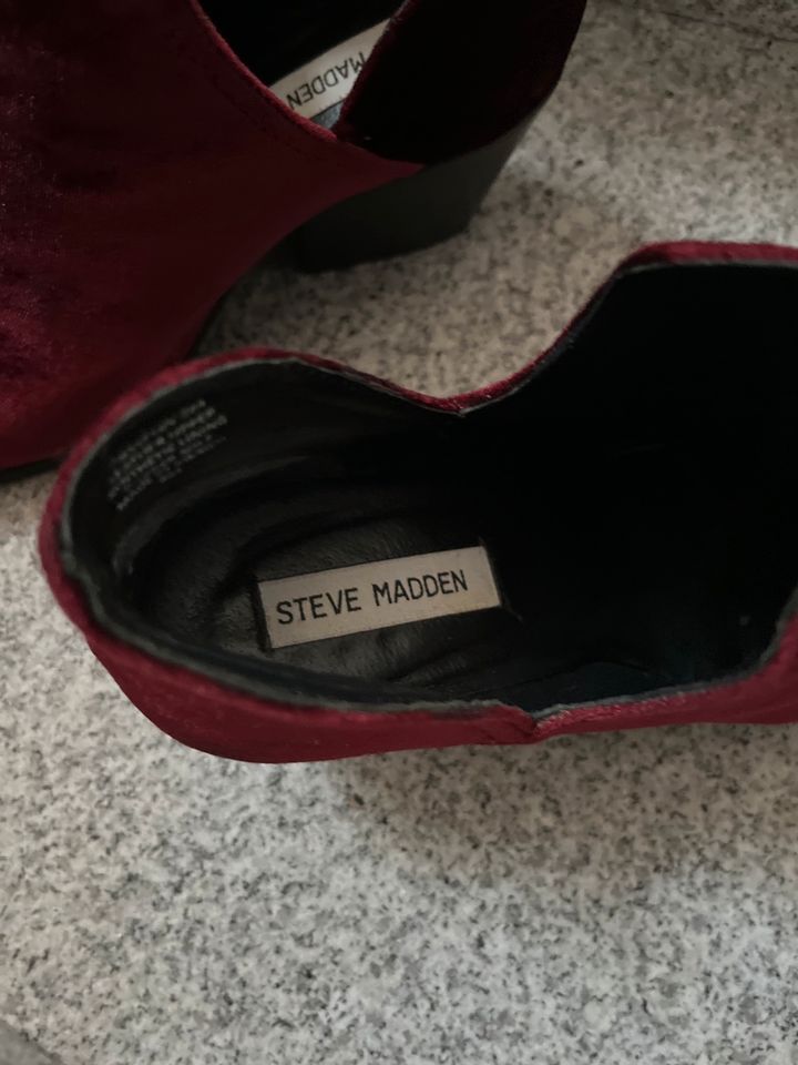 Steve Madden Schuhe in Bürstadt