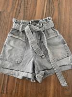 Zara Paperback Jeansshorts Niedersachsen - Bösel Vorschau