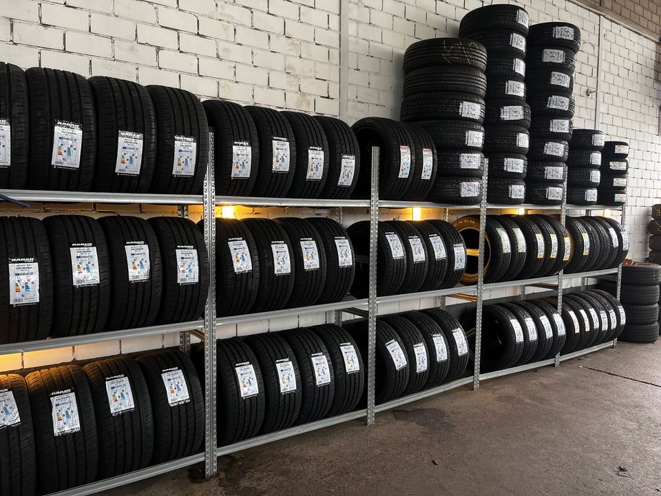 NEUE REIFEN MIT MONTAGE!  175/65 R14 185/ 60 65 R15 195/65 R15 195/55 R16 205/55 R16 225/45 R17 225/40 R18 225 235 35 R19 255/35 R19 SOMMER ALLWETTERREIFEN SOMMERREIFEN in Burscheid