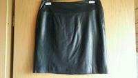 *Echtleder-Rock*kurz*schwarz*gefüttert*Gr. 42*von H & M*NEU* Bayern - Neufahrn Vorschau