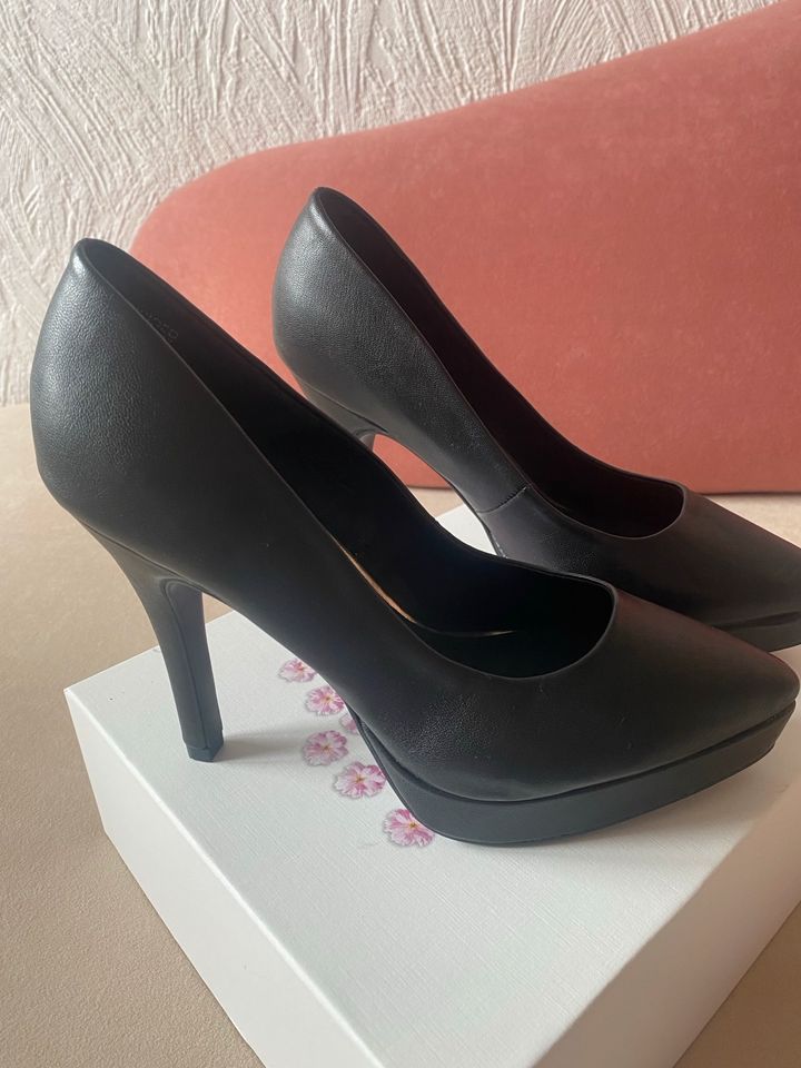 ❣️❣️Pumps Damenschuhe H&M 39 neu ❣️❣️ in Neunkirchen