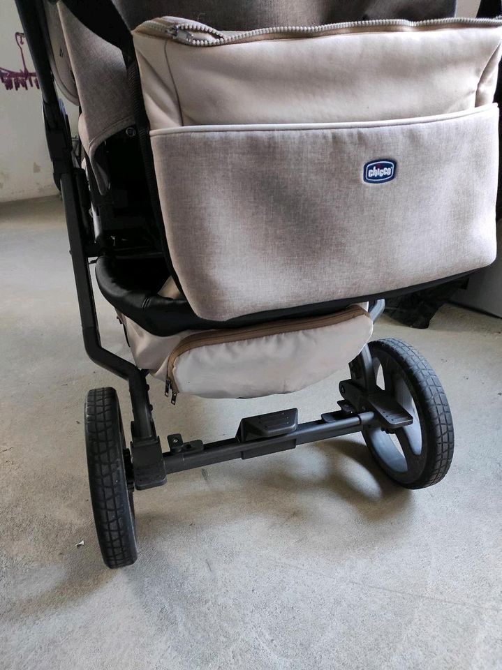 Kinderwagen Chicco in Neckartailfingen