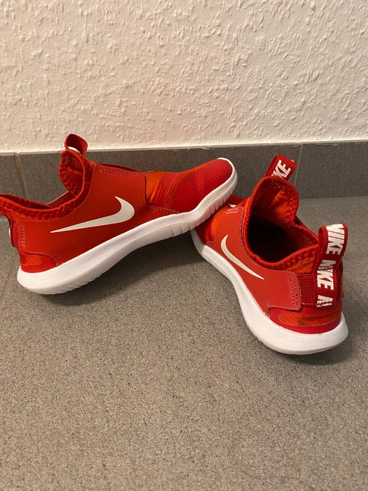Nike flex Gr.31,5 in Pforzheim