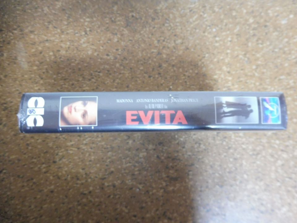 originalverpackt VHS Kassette EVITA mit Madonna Antonio Banderas in Rain Lech