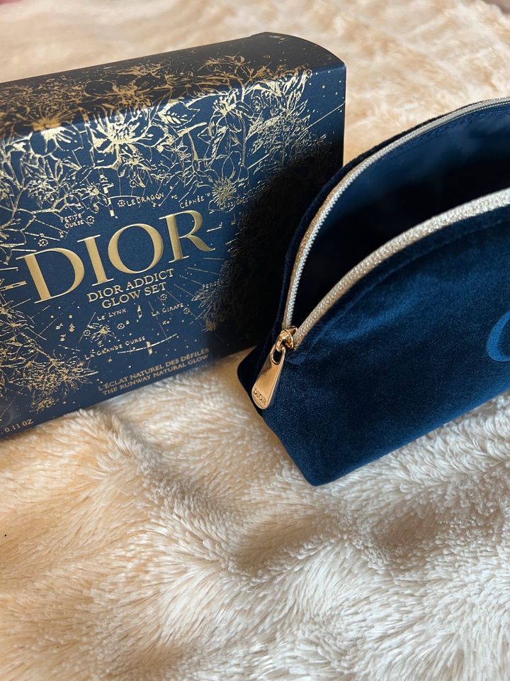 Dior Schminktasche in Aystetten