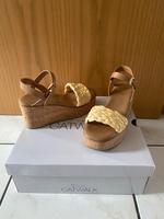 Sandalen neue mit Karton CatWalk 37 Bayern - Weißenburg in Bayern Vorschau