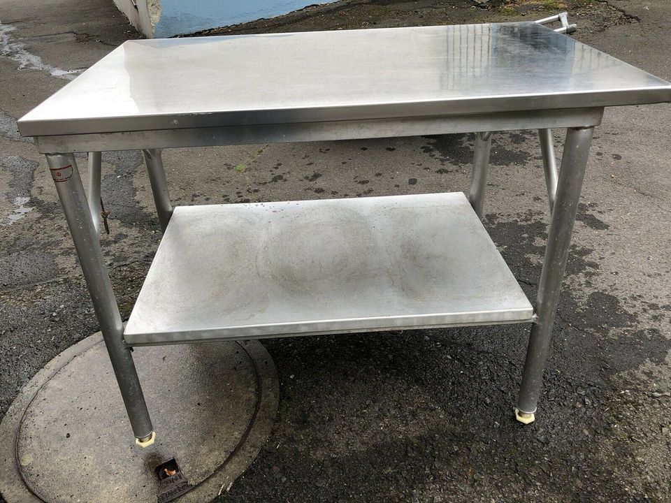 Aluminium Tisch in Nümbrecht