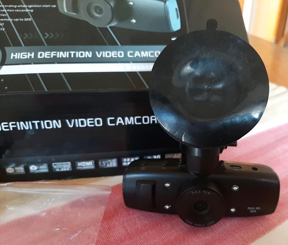 Auto Camera High Definition Video CamcordeFullHD 1080p neuw. in Waltrop