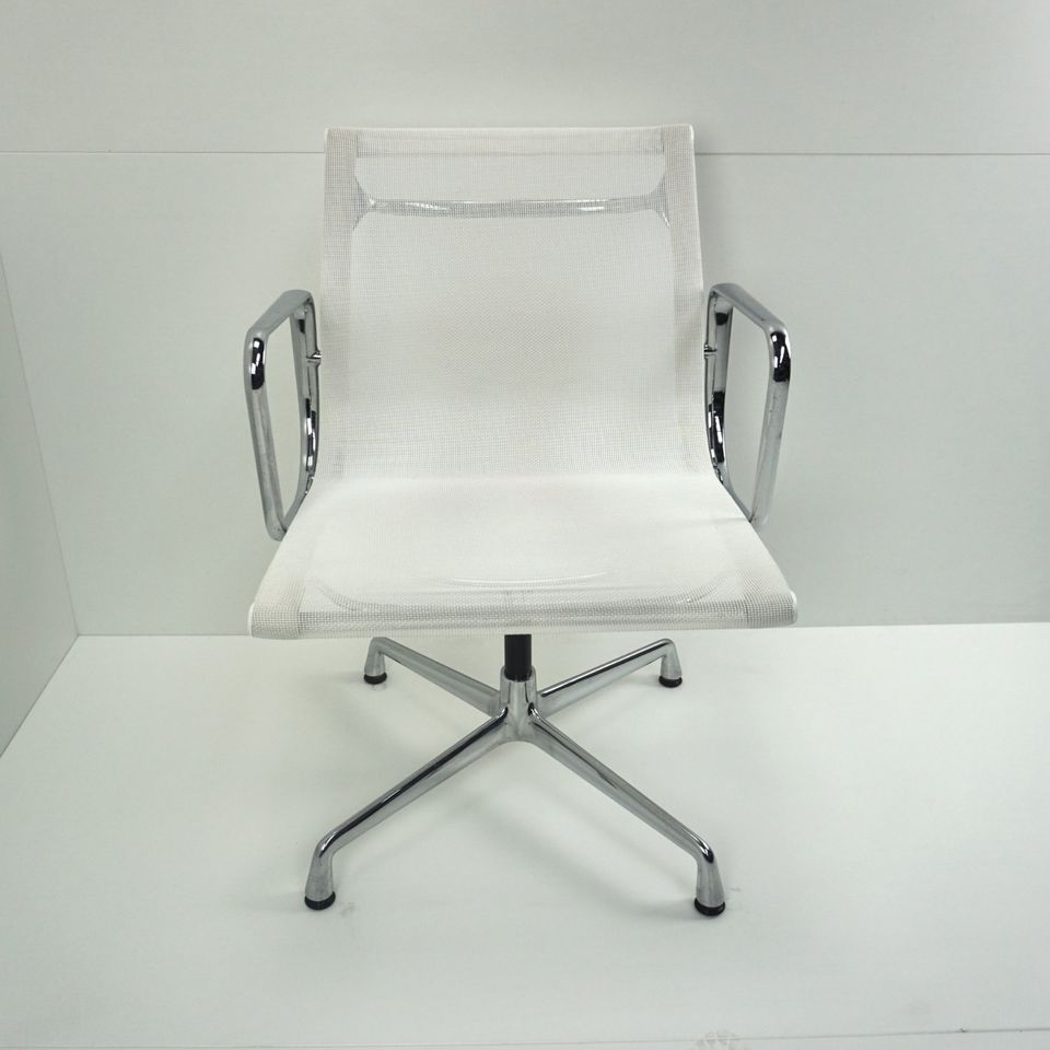 Vitra EA108 Aluminium Chair, Konferenzstuhl, Weiß in Mehringen