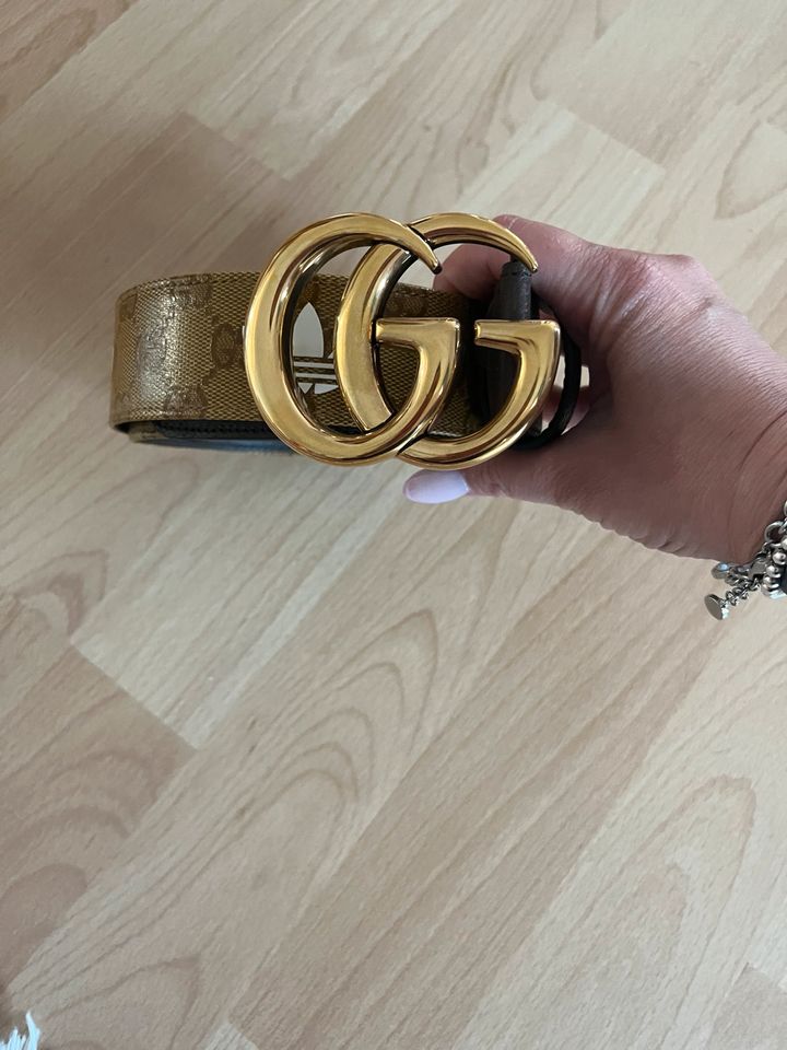 Gucci Adidas Gürtel 85 cm in Friedberg (Hessen)