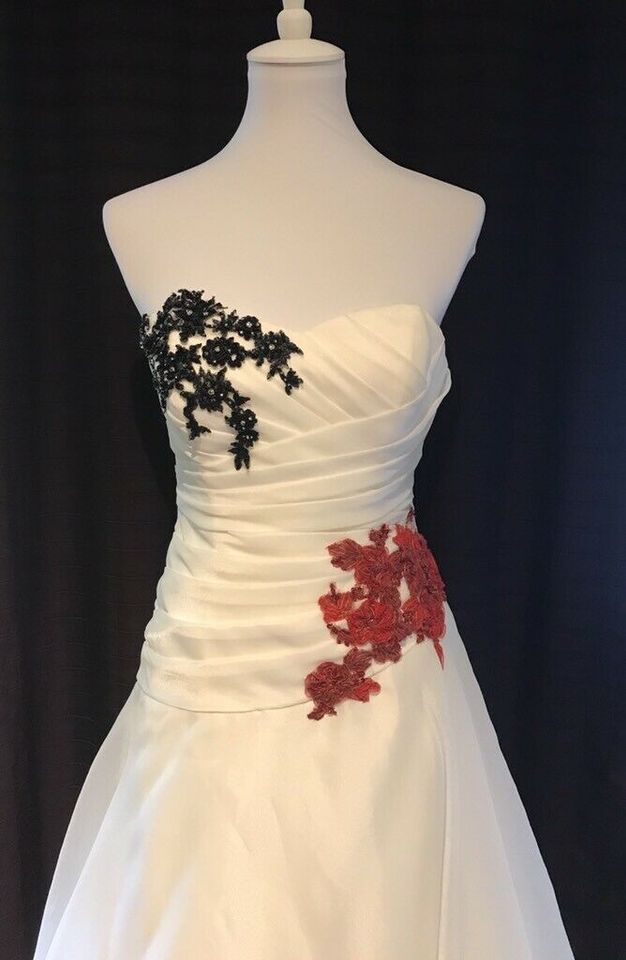 ❤️ Hochzeitskleid Brautkleid Traum in weiß Lohrengel Einzelstück in Bruchhausen-Vilsen