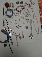 Konvolut Schmuck Ketten, Ohrringe, Armbänder Saarbrücken-Halberg - Ensheim Vorschau