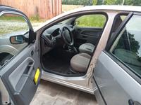Ford Fiesta 1.4 16V -Rentnerfahrzeug Niedersachsen - Uetze Vorschau