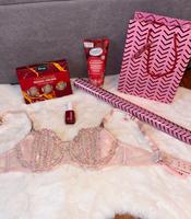 Victoria's Secret BH, Massage Öl, Neu Geschenkset Weihnachten Schleswig-Holstein - Henstedt-Ulzburg Vorschau