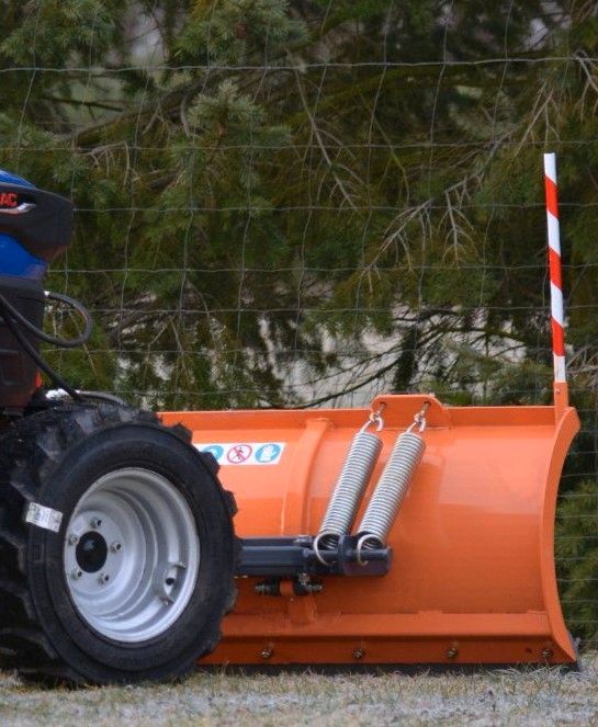 Schnee-Schiebeschild Hydraulisch Frontanbau Dreipunkt Traktor in Rückersdorf