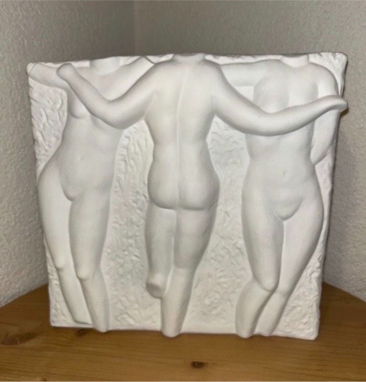 Wunderschönes Relief Keramik Die drei Grazien und Götter Deko in Schöneck