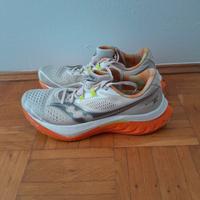 SAUCONY ENDORPHIN SPEED 4 LAUFSCHUHE IN GR.44 Bayern - Regensburg Vorschau