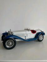 Burago Alfa Romeo 2300 Spider 1932 1:18 Modellauto Hessen - Wiesbaden Vorschau