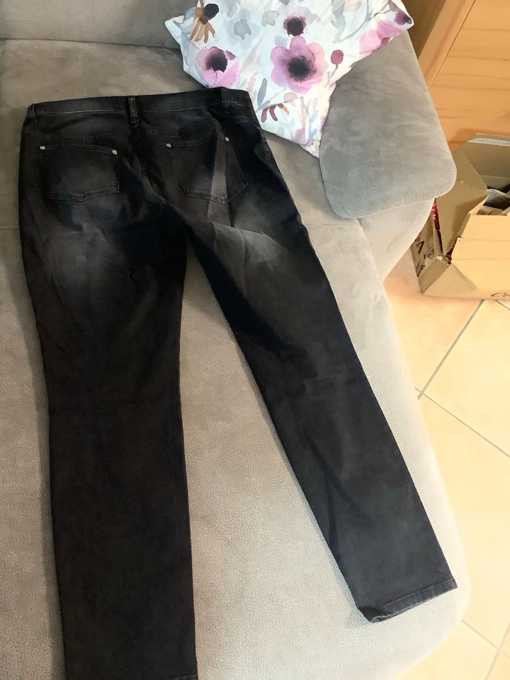 Jeans Damen Größe 46 bpc Selection in Lohmar