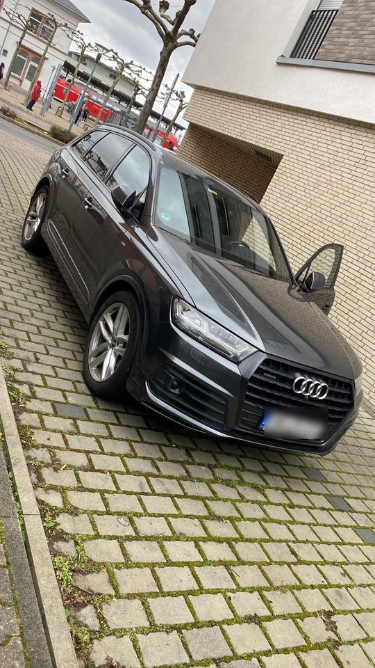 Audi Audi Q7 3.0 TDI S-Line+Pano+Matrix+Luft+BOSE+Virtual+ in Groß-Gerau