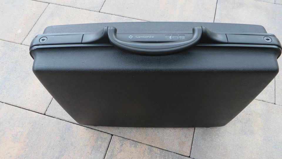 Samsonite Hartschalen-Aktenkoffer, schwarz, schöner Zustand in Hengersberg