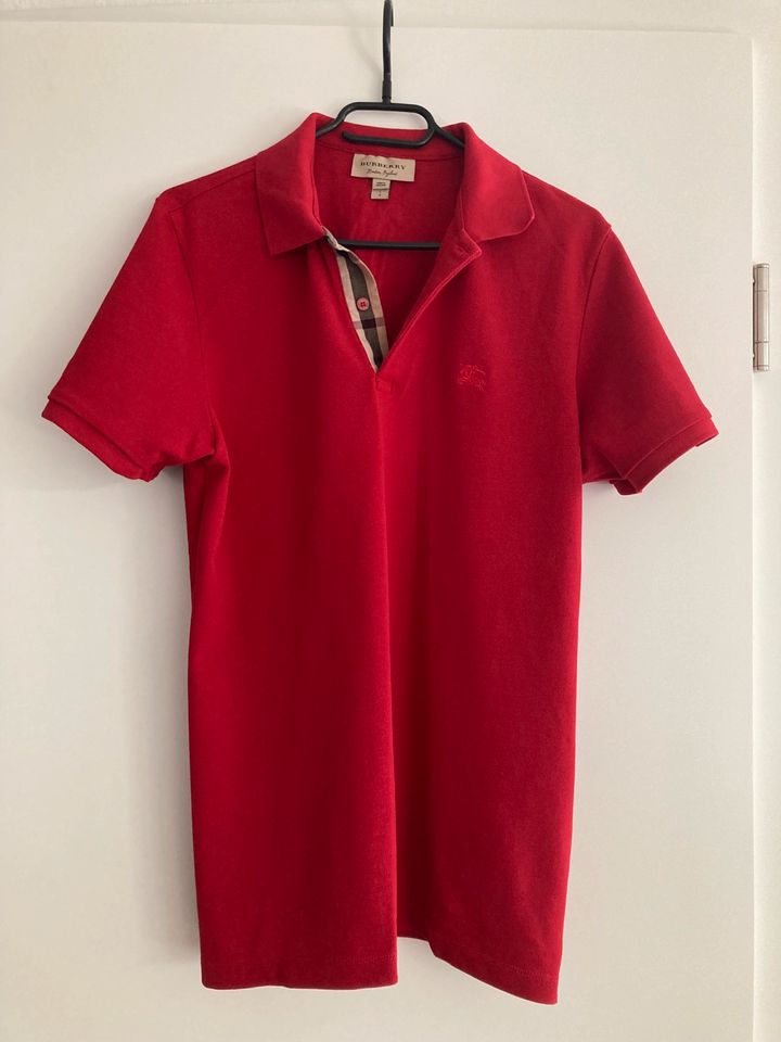 Burberry Polo Shirt Größe L 3 Stück rot/schwarz/grau in Talheim Neckar