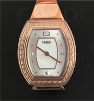 WUNDERSCHÖNE FENDI DAMENUHR DAMEN UHR ROSE GOLD NEU!!! Berlin - Steglitz Vorschau