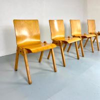 1 von 60 Stapelstühle/ Vintage/ Stuhl/ Kaffeehausstühle/ Theater Köln - Kalk Vorschau