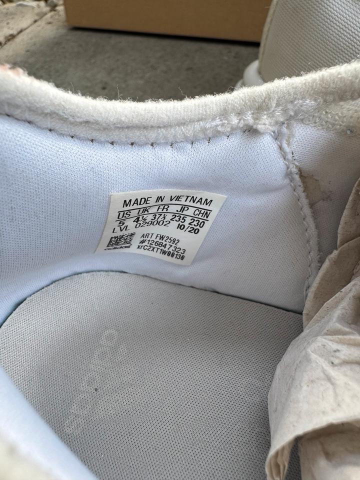 Adidas Schuhe Sneaker FortaRun Gr. 37 1 /3, 37 weiß in Frankfurt am Main