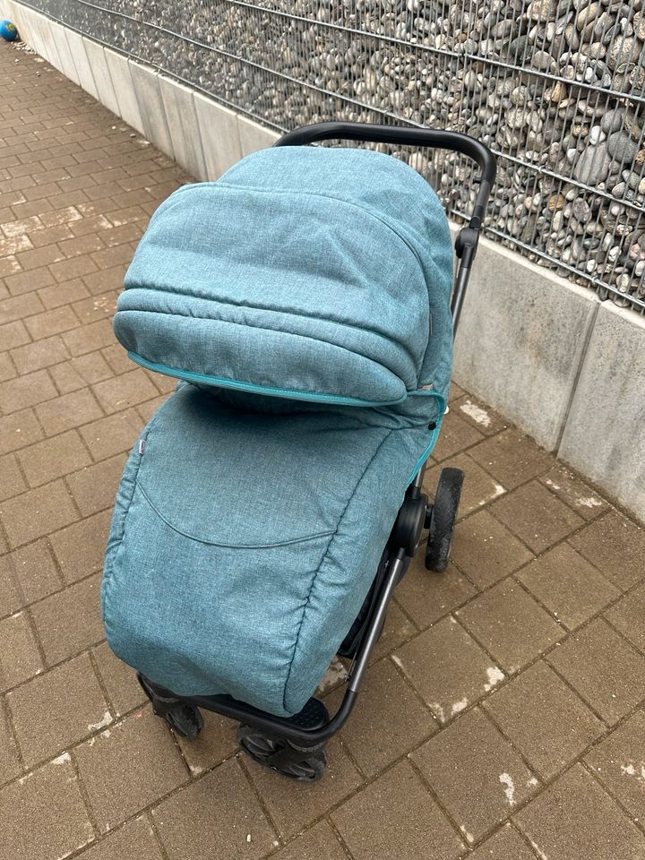 Peggy Kinderwagen mit zwei Aufsätzen in Kolbermoor