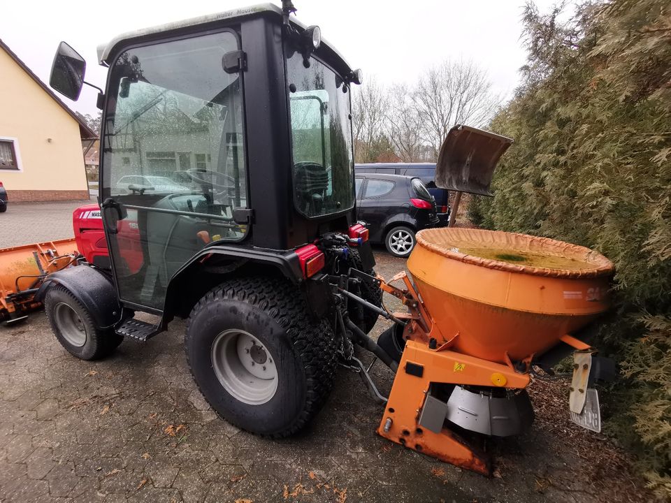 Verkaufe Massey Ferguson Traktor MF 1525 in Dietenhofen