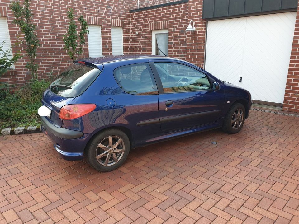 Peugeot 206 ,60 Ps, ABS, Radio, u.s.w in Gronau (Westfalen)